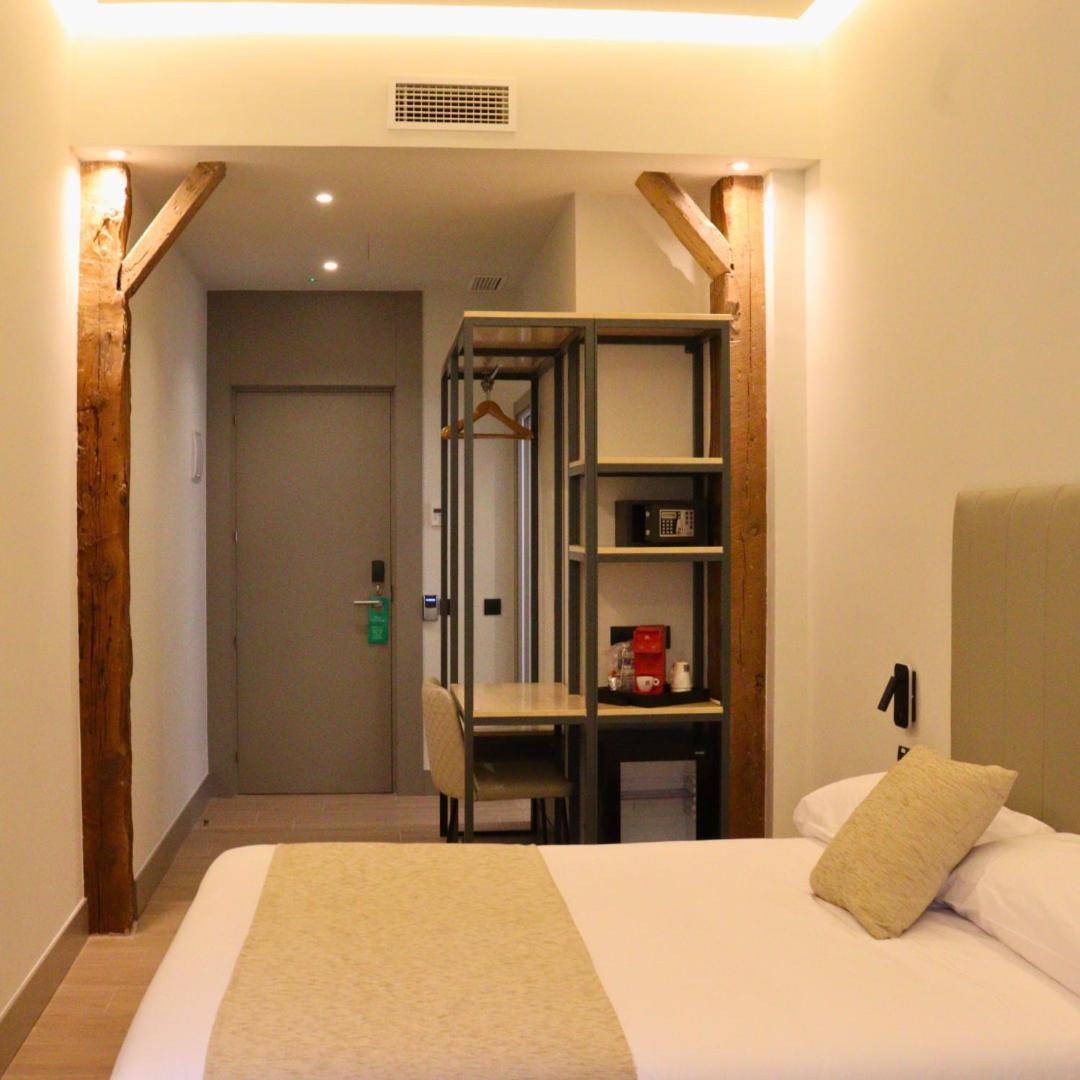 Hostal La Rua-Montera Мадрид Экстерьер фото